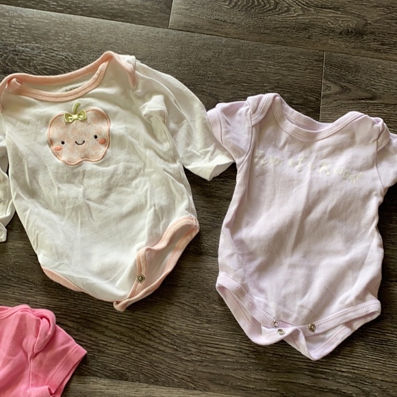 10 baby girl jumper tops 0-3 - Picture 10 of 10